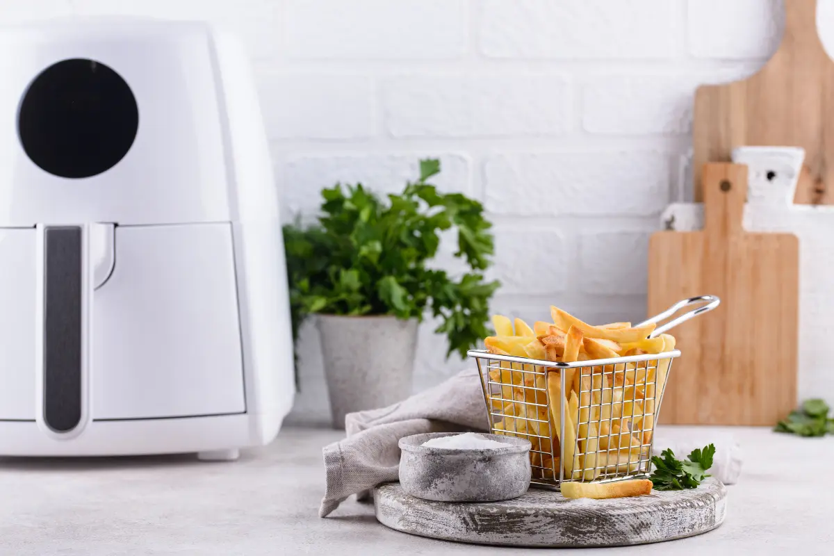 Crispy Air Fryer Frozen Fries in Basket